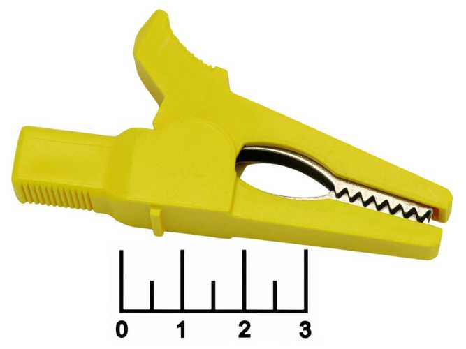 Зажим крокодил L-70 желтый изолированный