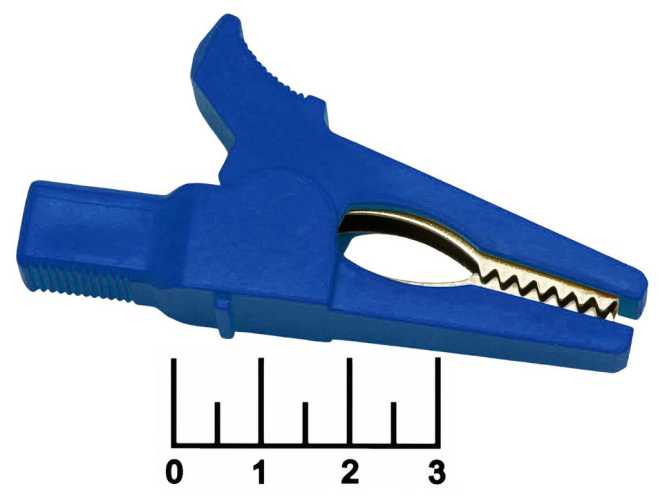 Зажим крокодил L-70 синий изолированный