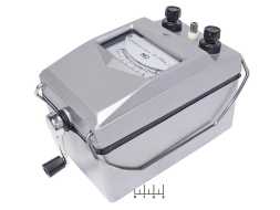 Мегаомметр ZC11D-10