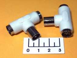 Переходник TV штекер/TV 2 гнезда