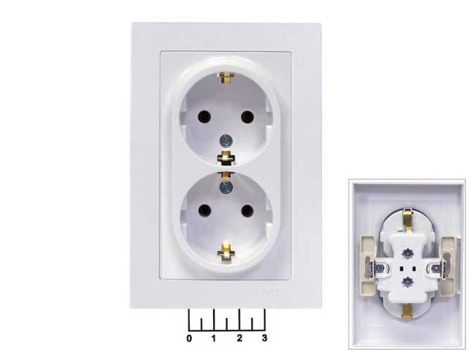 Розетка электрическая 2* врезная с землей Atlas белая (ATN000124)