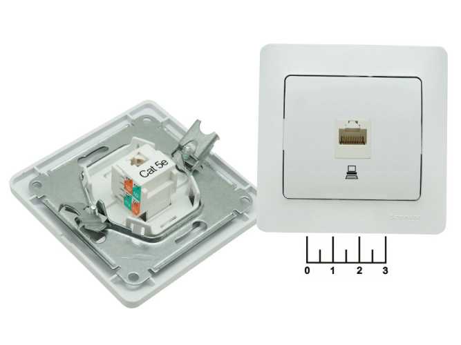Розетка-1 для компьютерной сети 5-категории Glossa белая (GSL000181K)