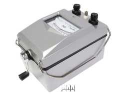 Мегаомметр ZC11D-5