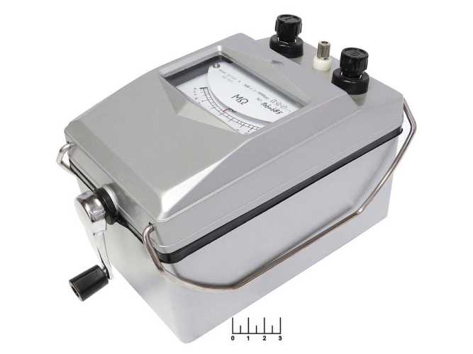 Мегаомметр ZC11D-5