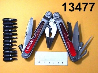 Инструмент складной карманный 12007 с насадками (Multi Tools)